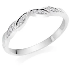 18ct White Gold Diamond Shaped Wedding Ring